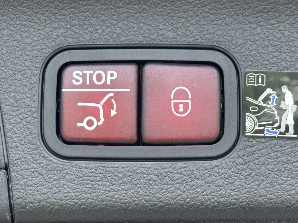 2025 Mercedes Benz GLS 450 4MATIC photo 22