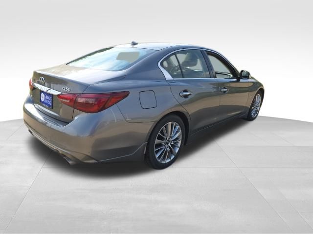 2018 Infiniti Q50 3.0t LUXE photo 4