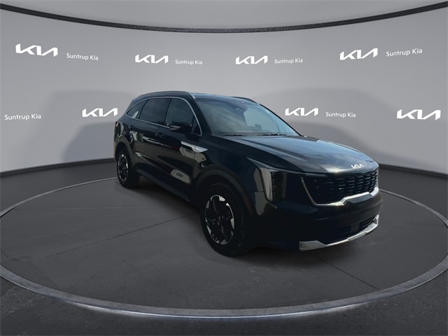 2024 Kia Sorento S photo 2