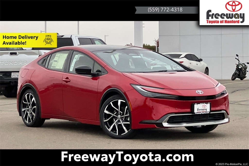 2026 Toyota Prius XSE Premium's photo