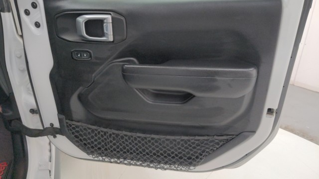 Used 2022 WHITE Jeep Sport S image 27