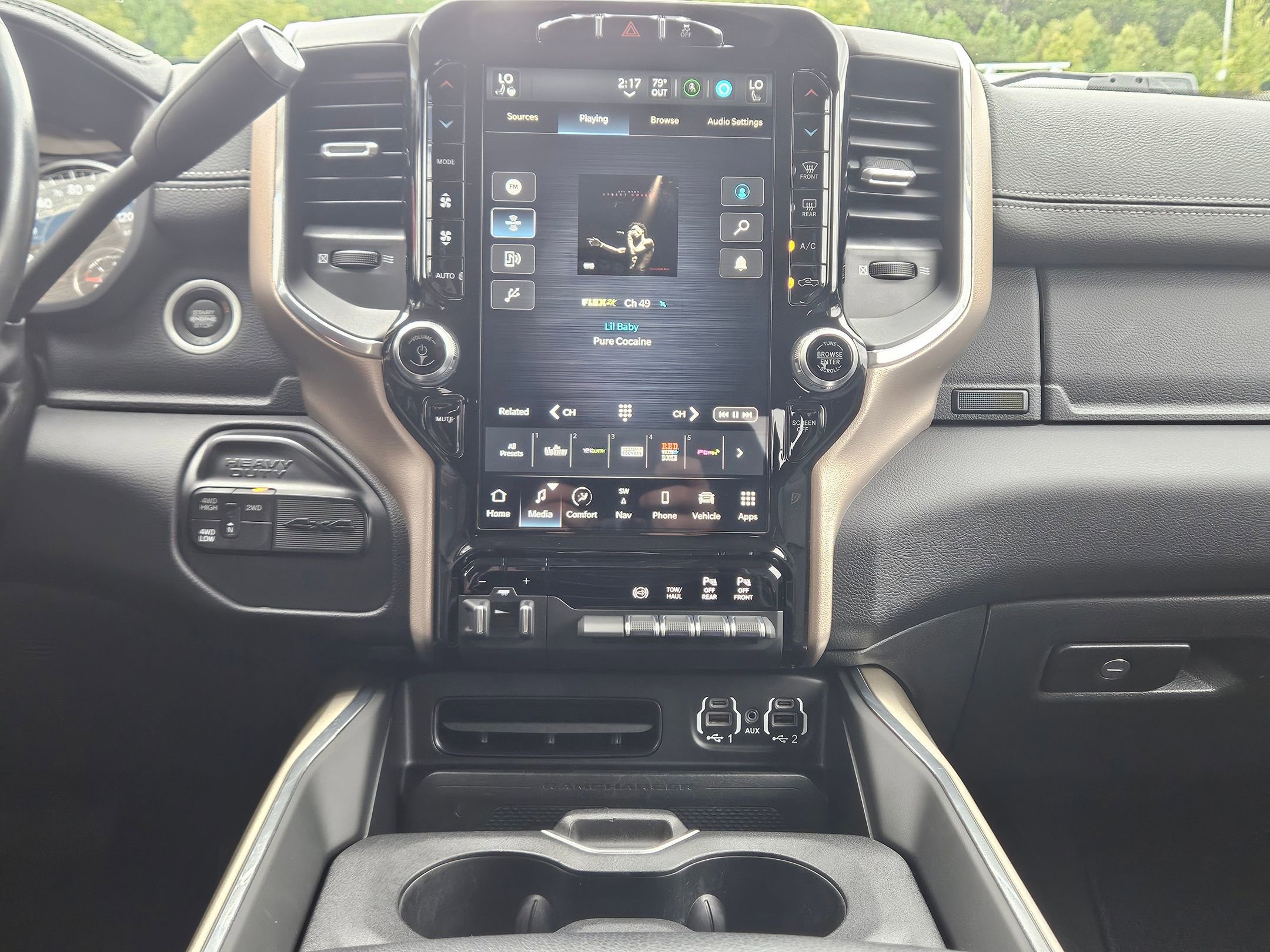 2022 Ram 2500 Laramie photo 13