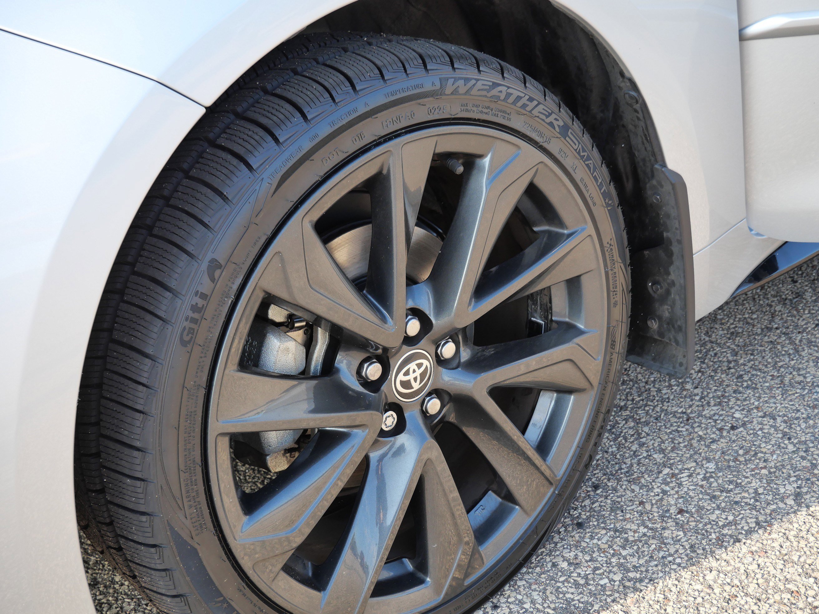 2024 Toyota Corolla SE photo 12