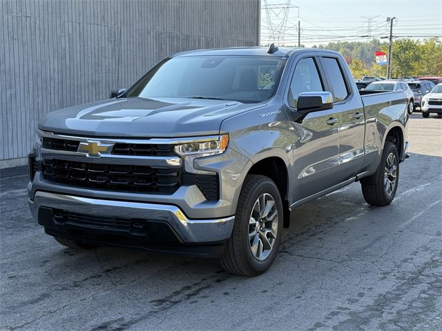 2026 Chevrolet Silverado 1500 LT photo 9