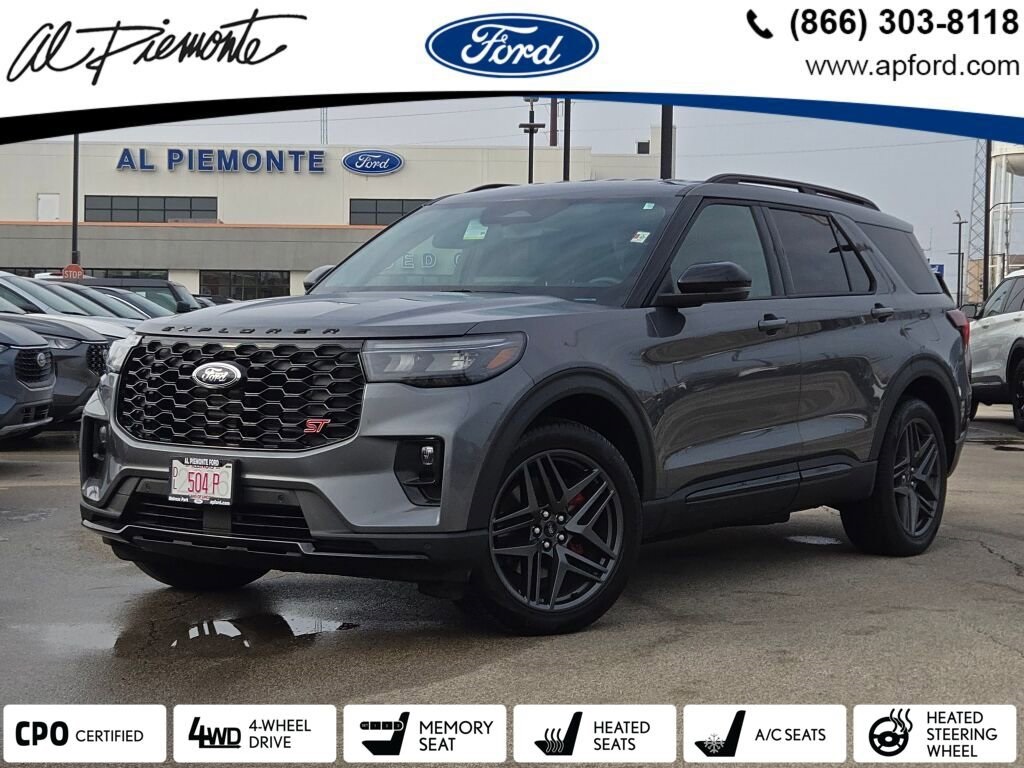 2025 Ford Explorer ST's photo