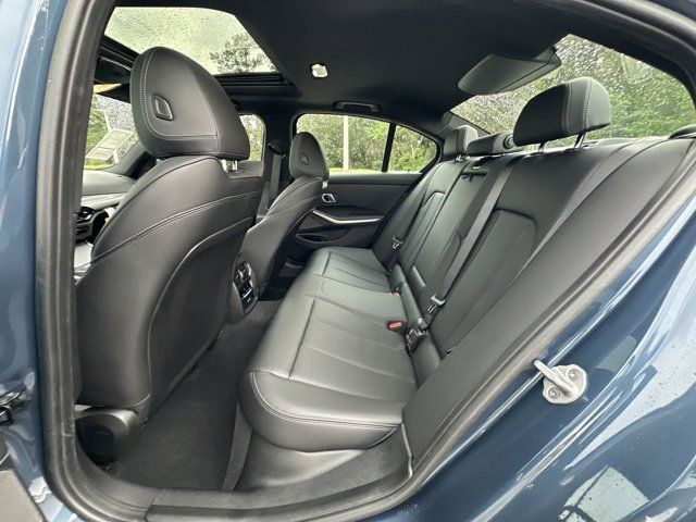 2025 Bmw 330i photo 26
