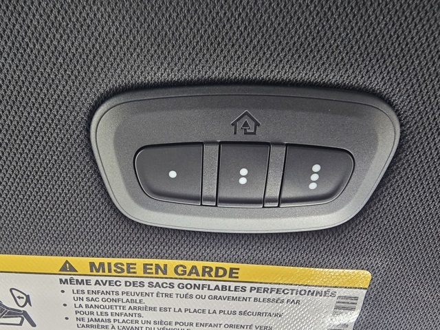 2026 Chrysler Pacifica photo 16