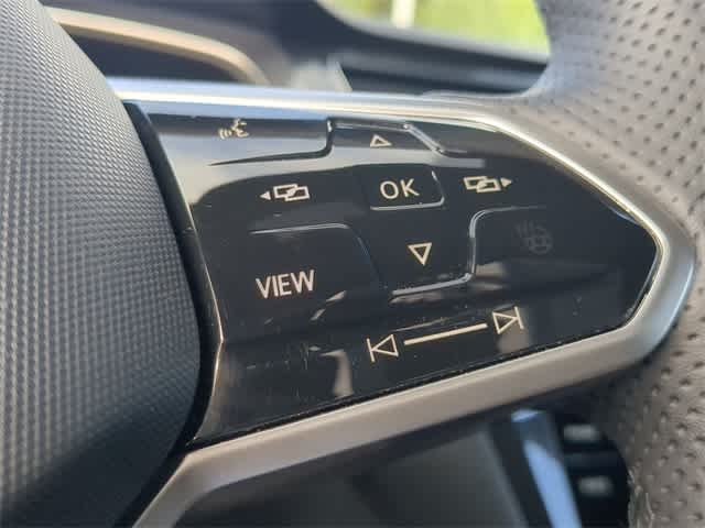 2022 Volkswagen Tiguan SE R-Line Black photo 16