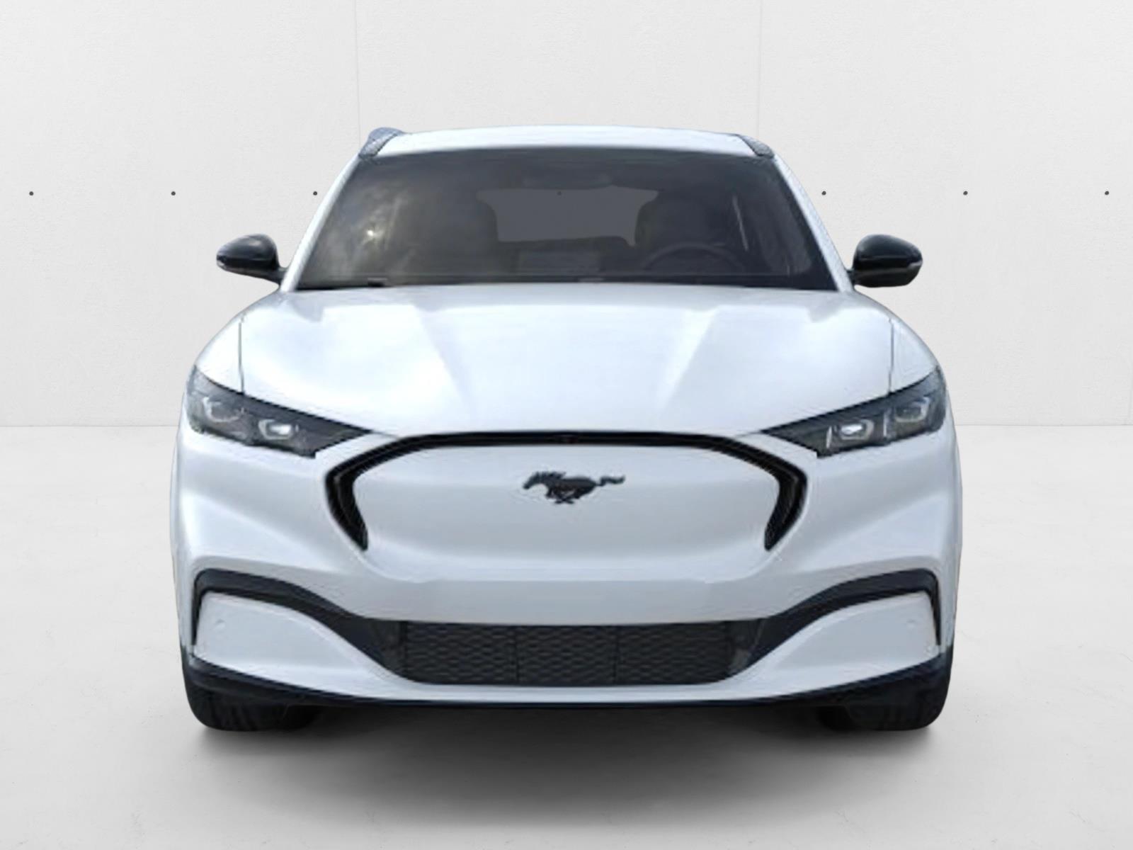 2025 Ford Mustang Mach-E Premium photo 5