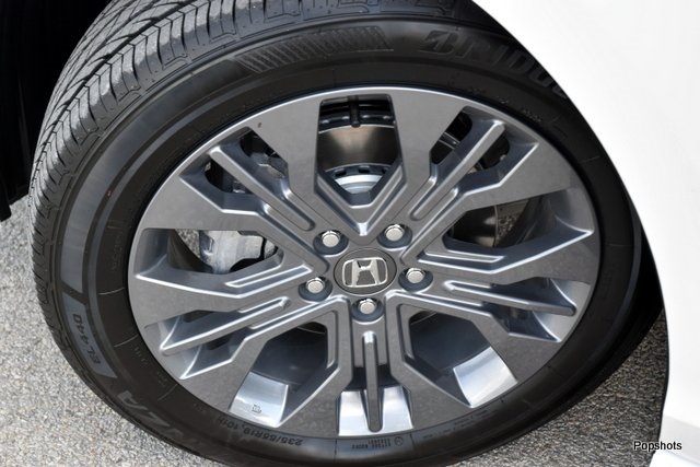 2026 Honda Odyssey Touring photo 5