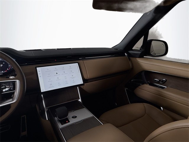 2025 Land Rover Range Rover SE photo 21