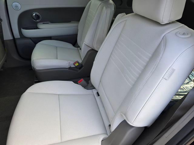 2026 Hyundai Palisade Limited photo 4