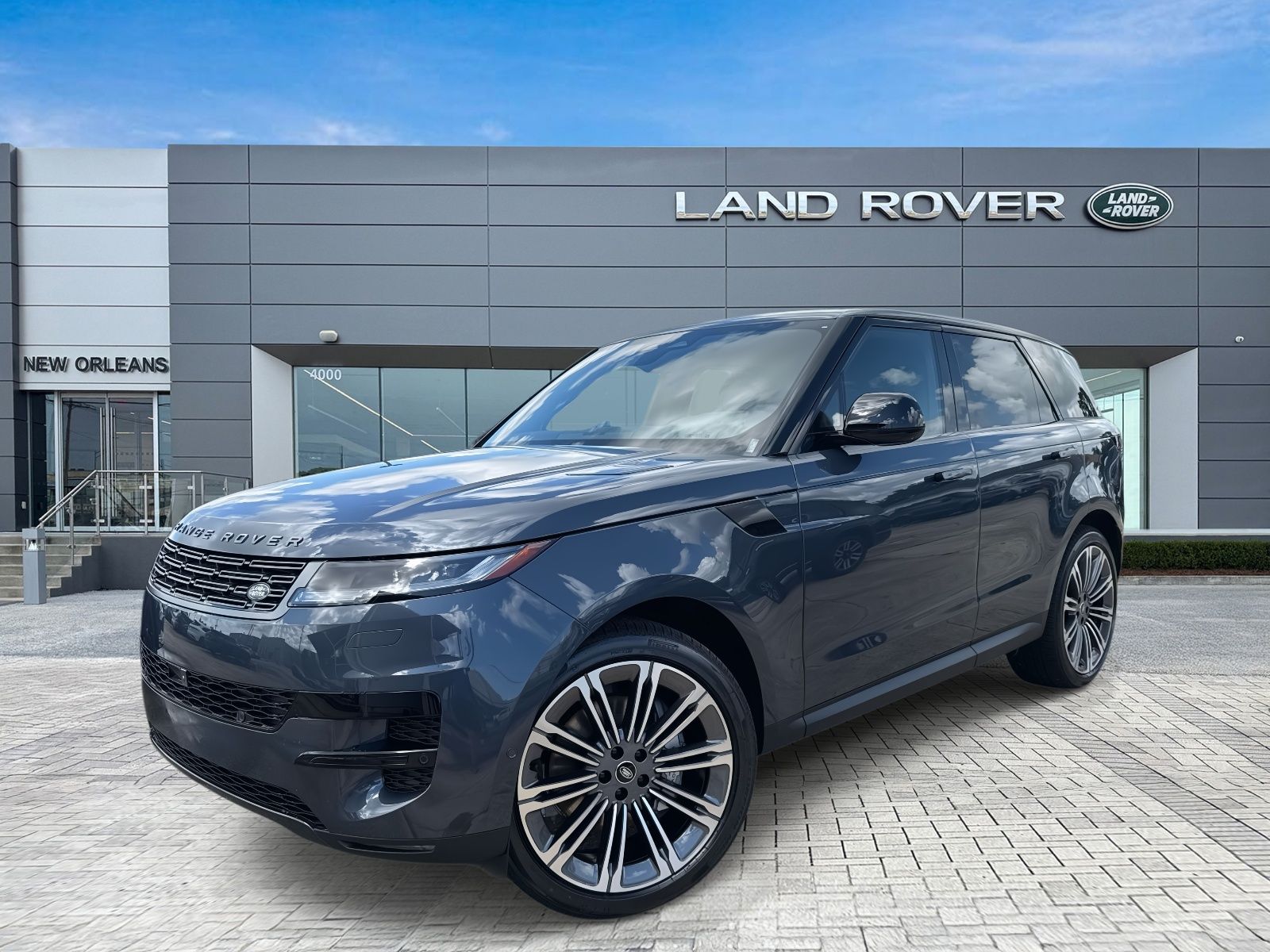 2025 Land Rover Range Rover Sport SE's photo