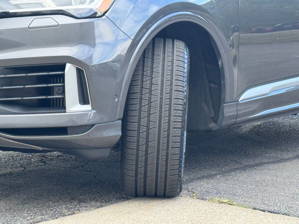 2021 Audi Q7 Premium Plus photo 9