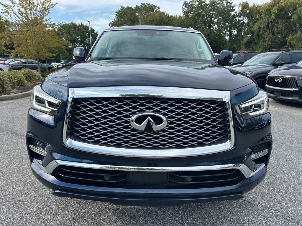 2022 Infiniti QX80 Luxe photo 8