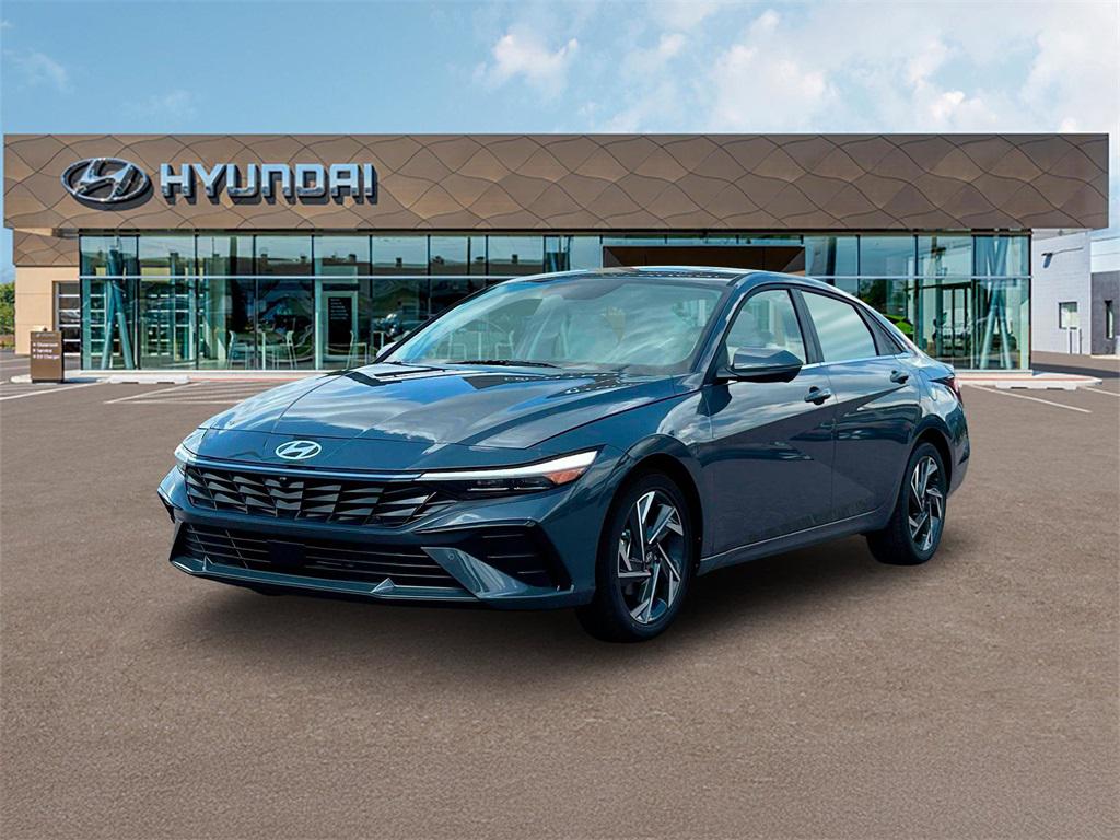 2025 Hyundai Elantra Limited's photo