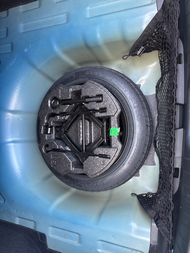 2023 Hyundai Elantra SEL photo 5