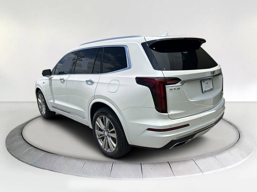 2023 Cadillac XT6 Premium Luxury photo 3