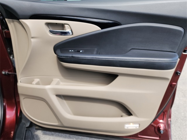 2019 Honda Ridgeline RTL-E photo 15