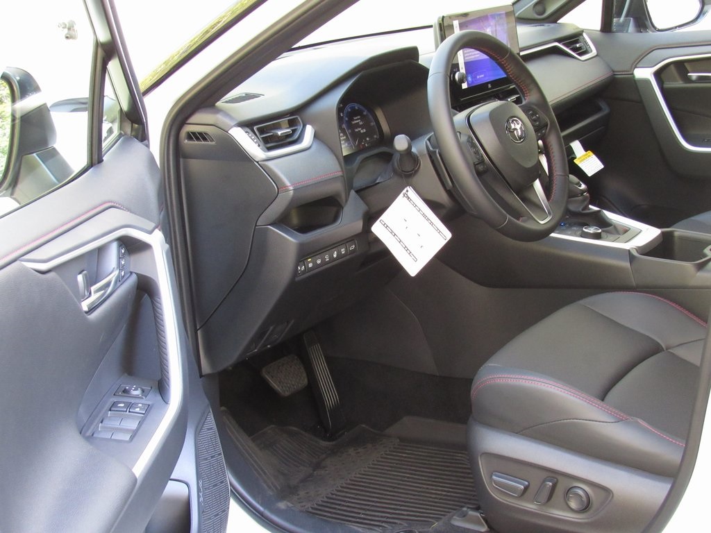 2025 Toyota RAV4 Prime XSE Premium photo 9