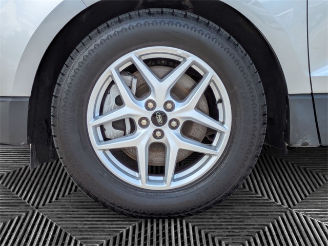 2023 Ford Edge SEL photo 7