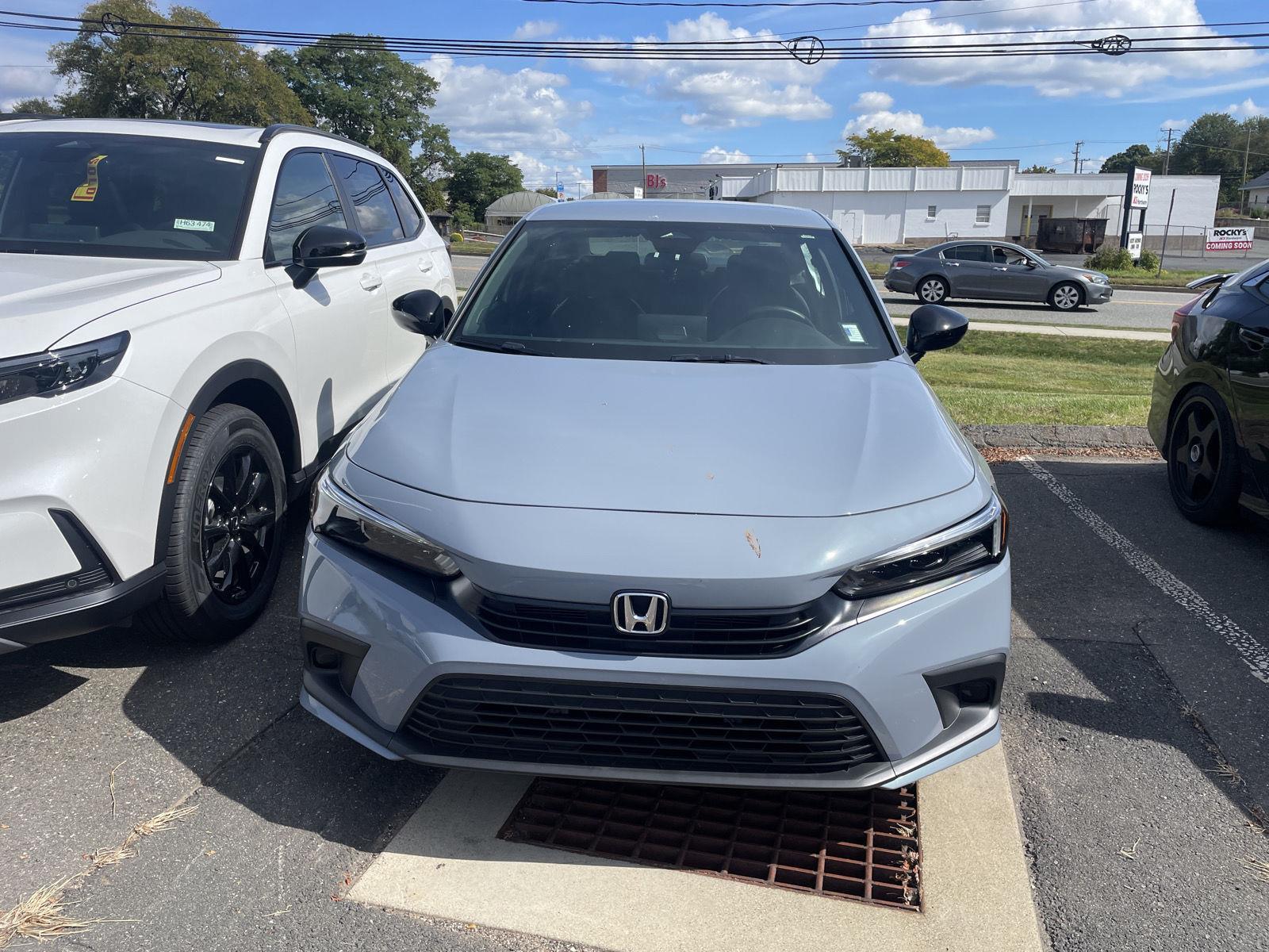 2023 Honda Civic Sport photo 2