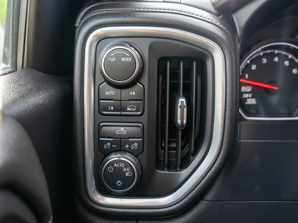 2020 Chevrolet Silverado 1500 LT photo 17
