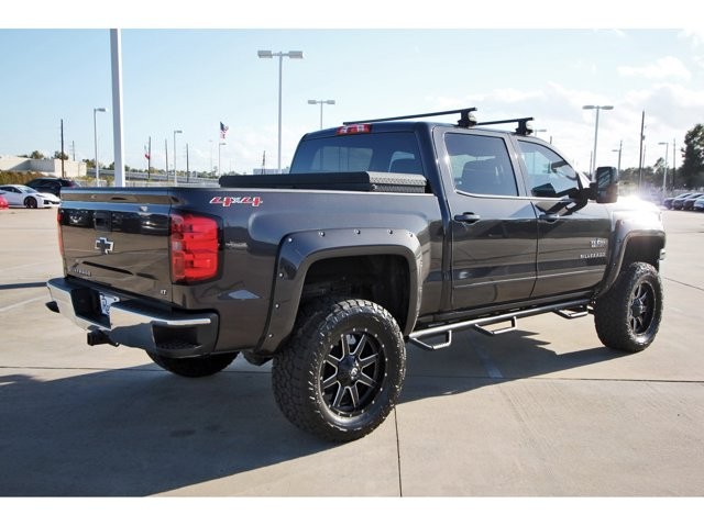 2015 Chevrolet Silverado LT photo 4