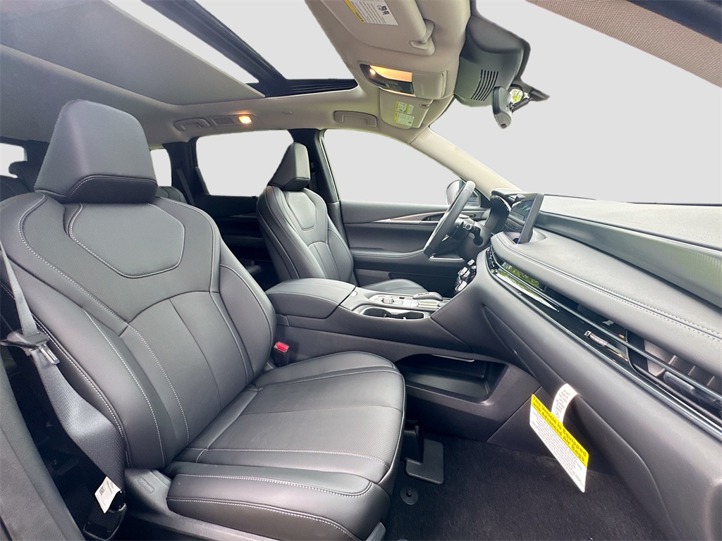 2026 Infiniti QX60 Luxe photo 30