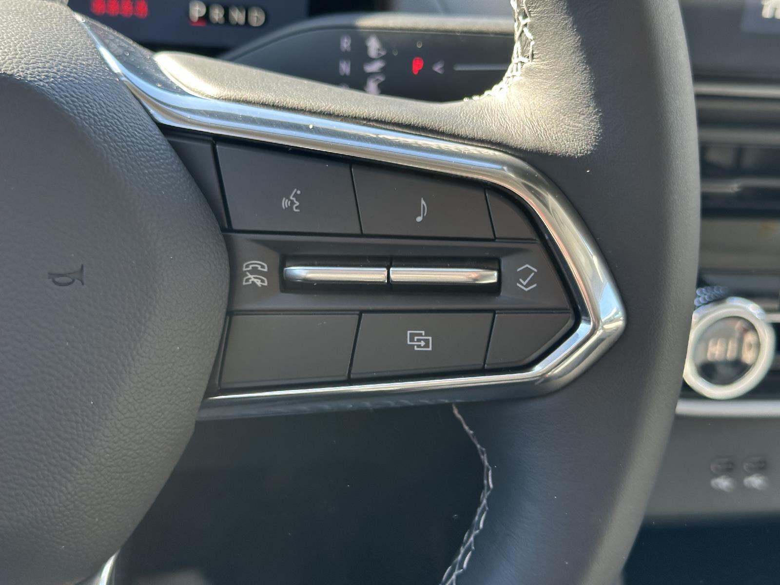 2024 Honda Prologue Touring photo 18