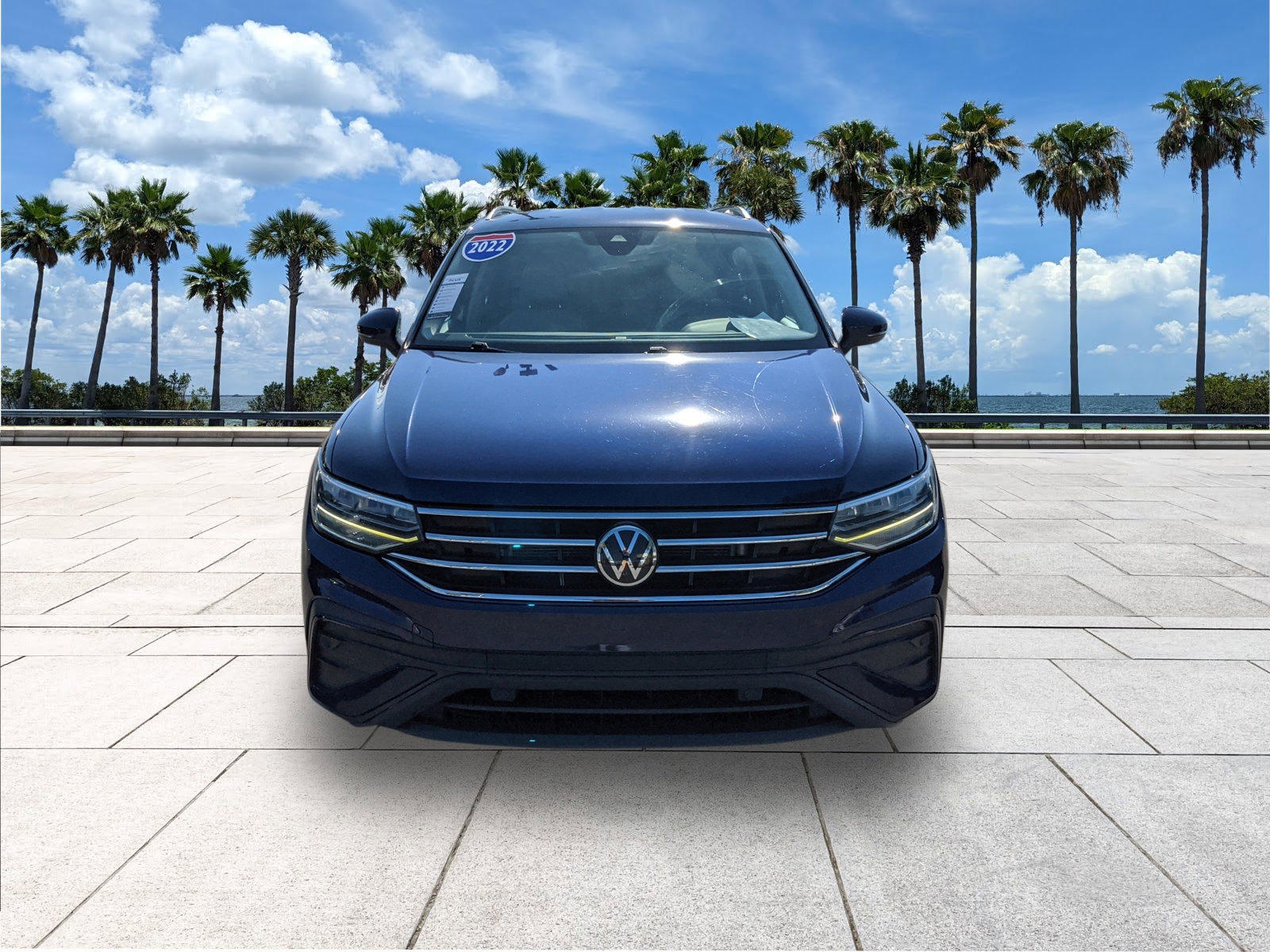 2022 Volkswagen Tiguan SE photo 3