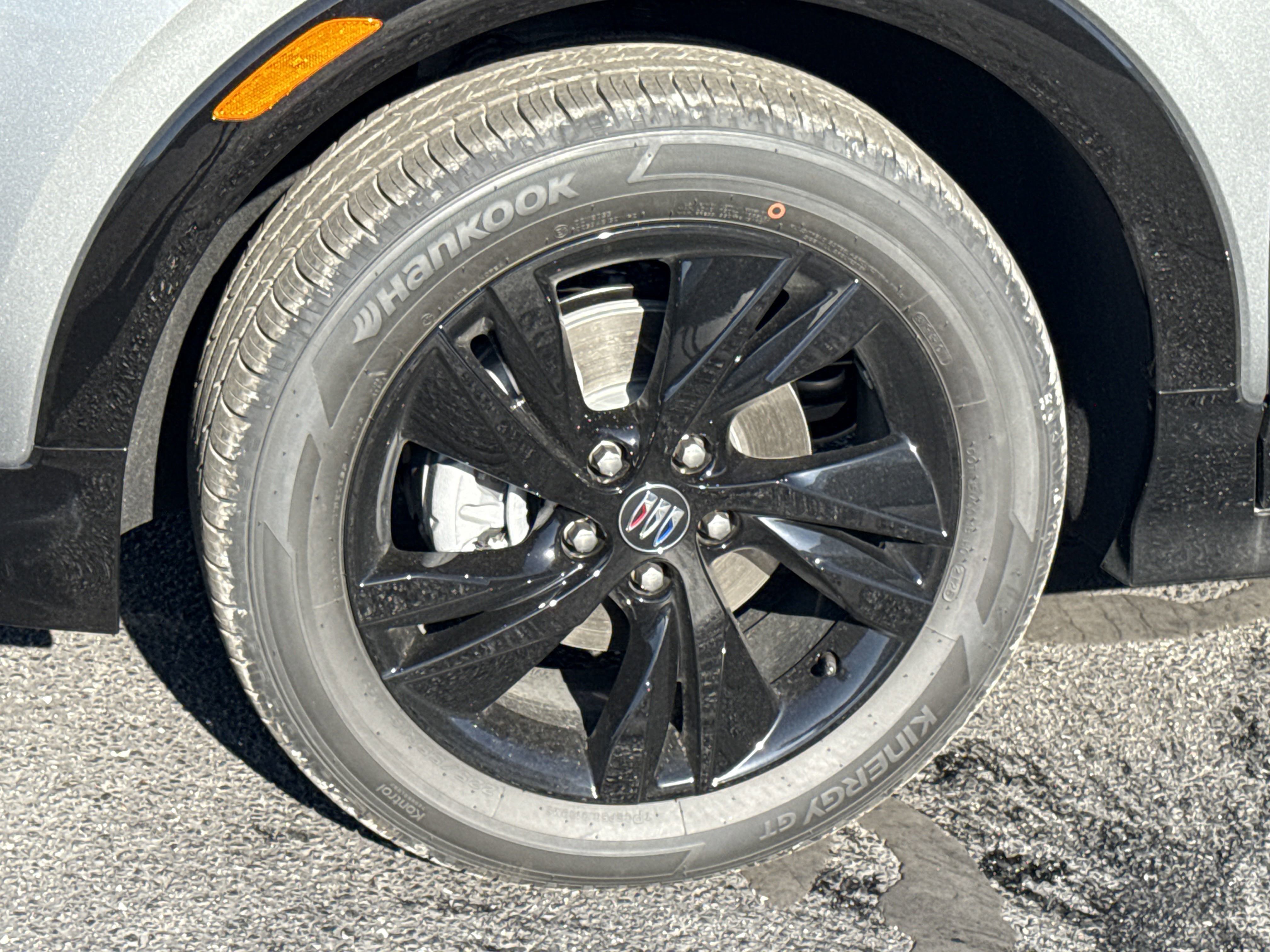 2026 Buick Encore GX Sport Touring photo 5