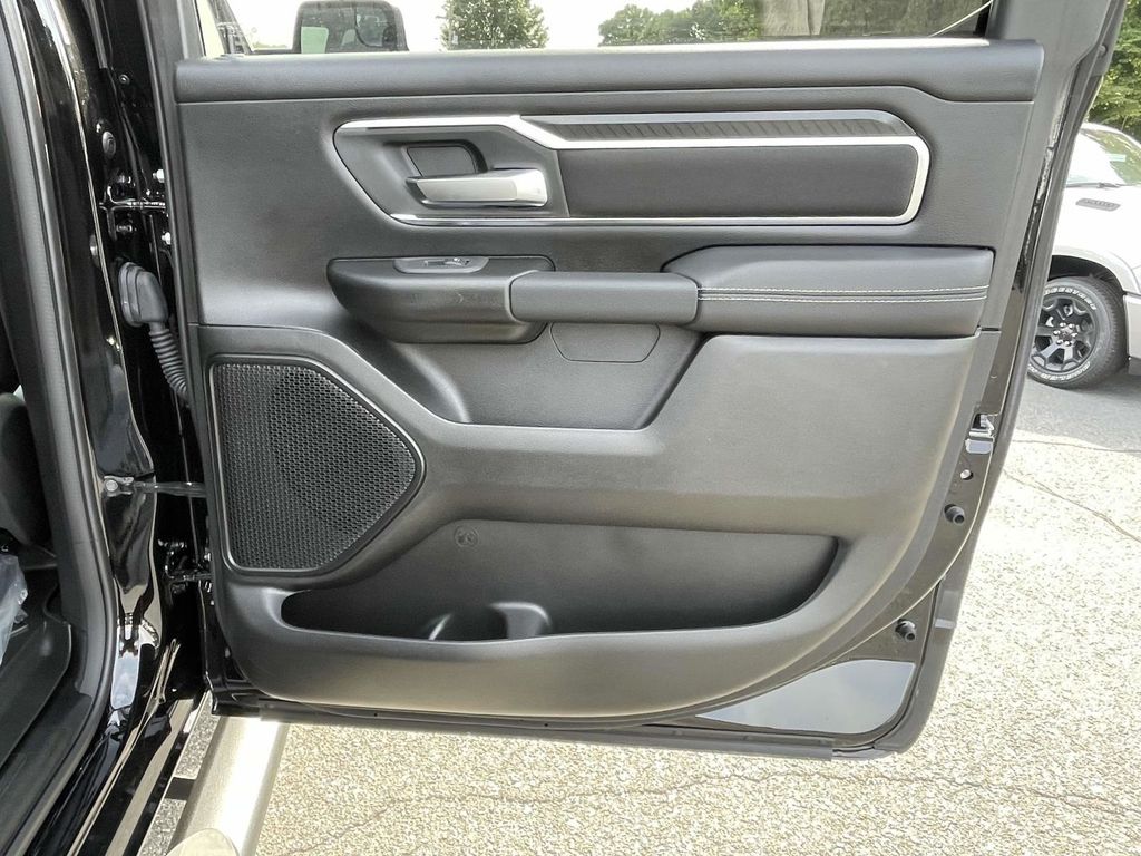 2025 Ram 1500 Big Horn Lone Star photo 16
