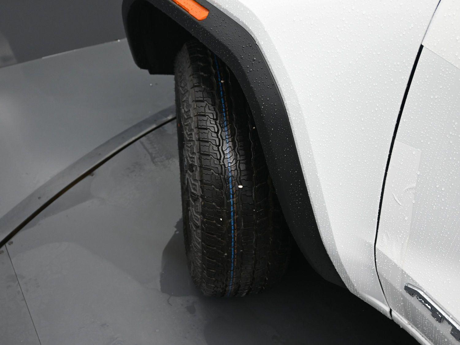 2025 Gmc Canyon AT4 photo 4