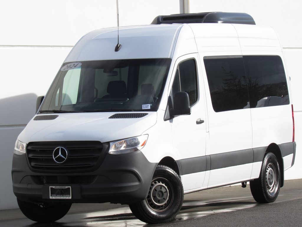 2024 Mercedes-Benz Sprinter Passenger Van Base's photo