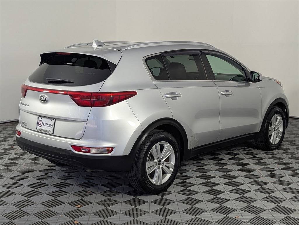 2017 Kia Sportage LX photo 4