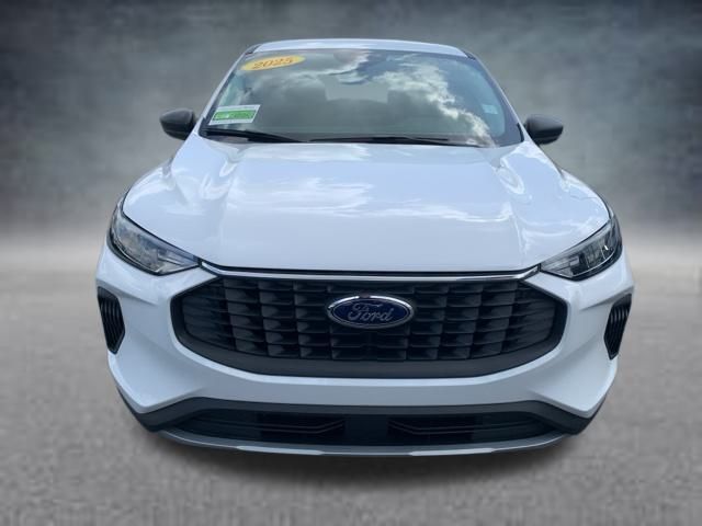 2025 Ford Escape Active photo 2