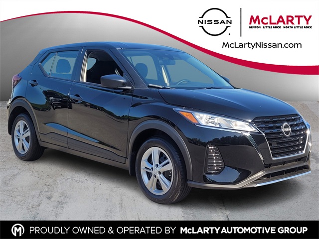 2025 Nissan KICKS PLAY Base's photo