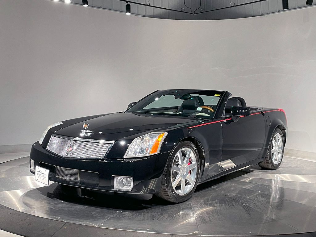 2005 Cadillac XLR Base photo 2