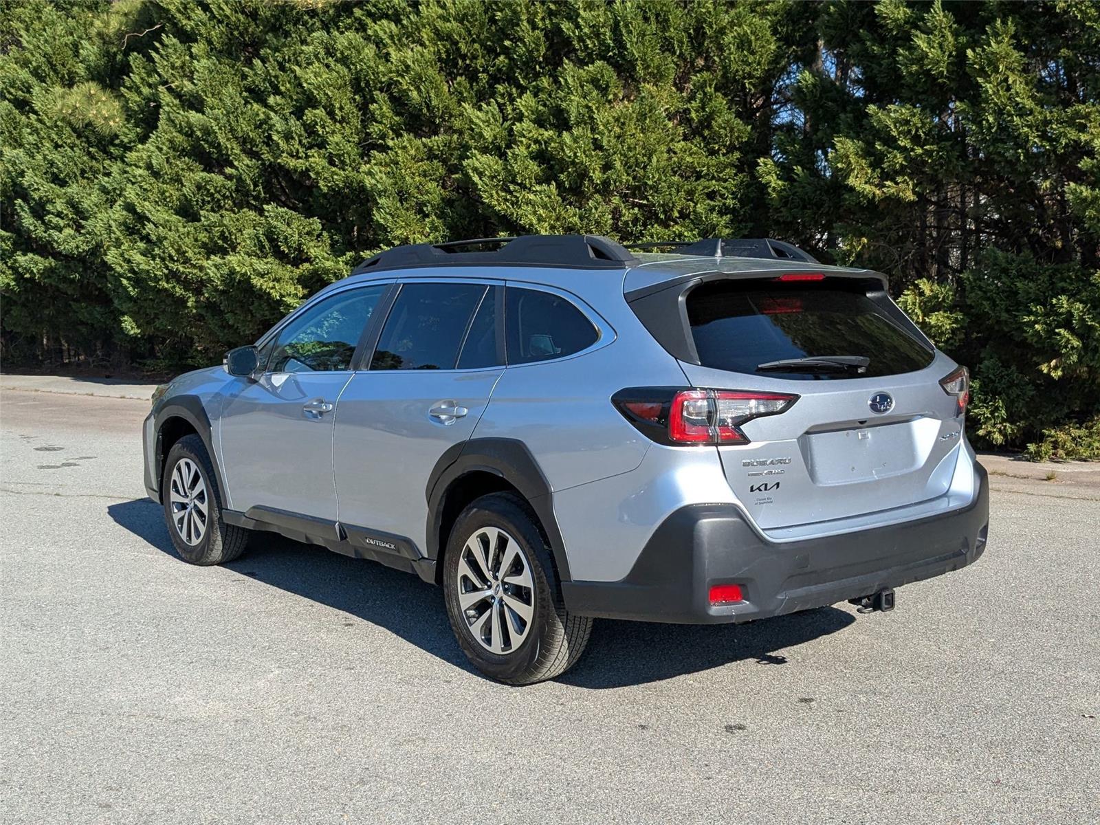 2023 Subaru Outback Premium photo 7