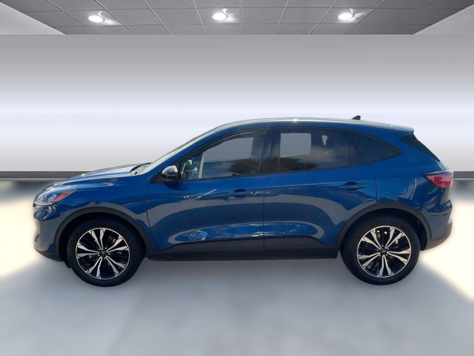 2022 Ford Escape SE photo 2