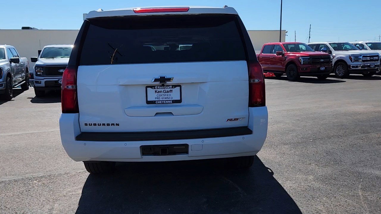 2020 Chevrolet Suburban Premier photo 3