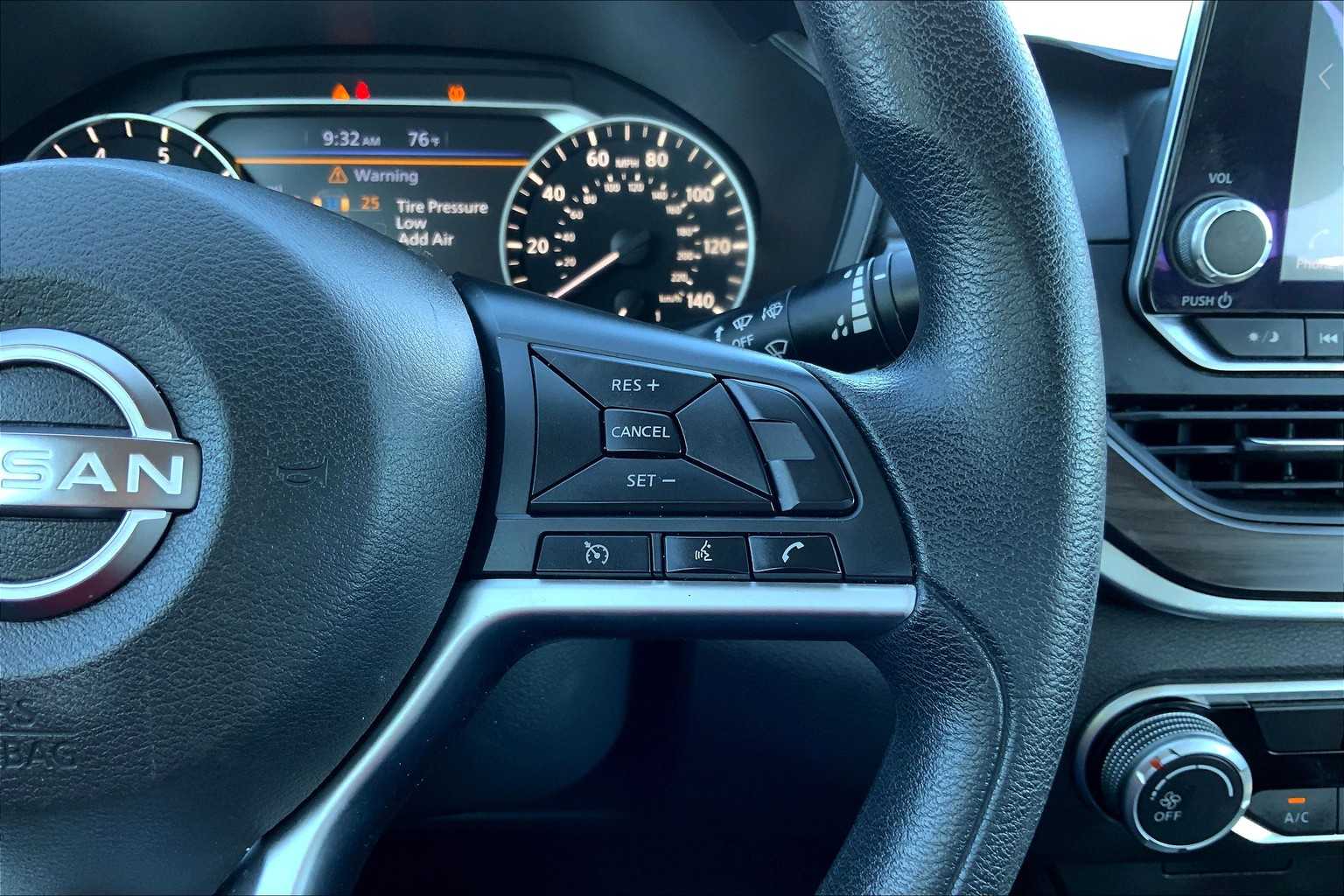 2023 Nissan Altima 2.5 SV photo 20
