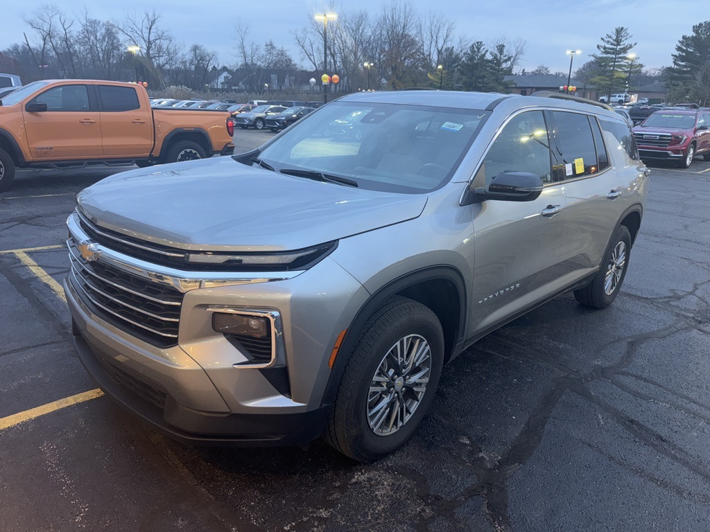 2025 CHEVROLET TRAVERSE - Image 3