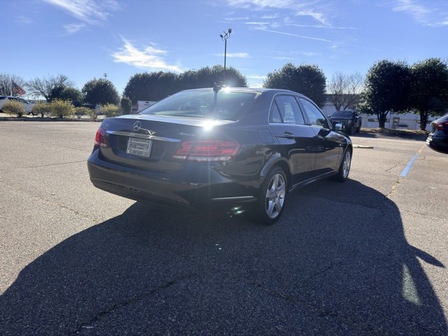 2015 Mercedes Benz E 350 4MATIC photo 3