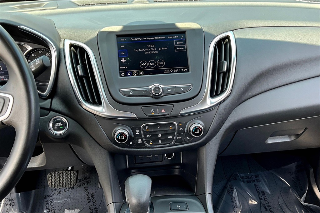 2022 Chevrolet Equinox LT photo 29