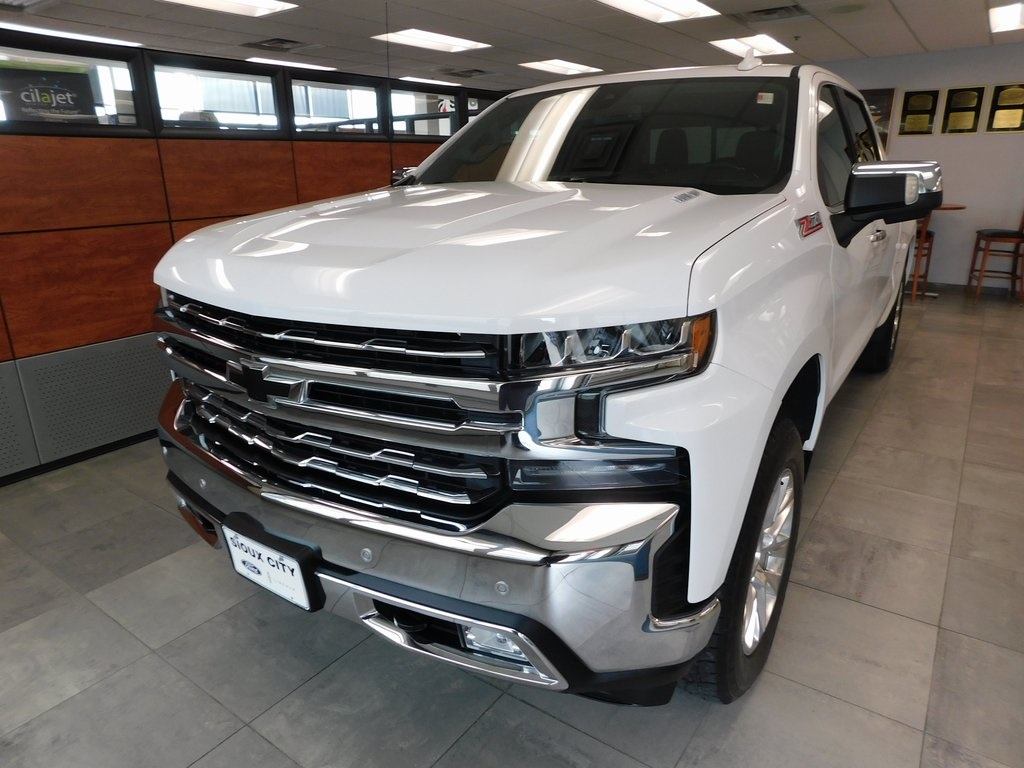 2021 Chevrolet Silverado 1500 LTZ's photo
