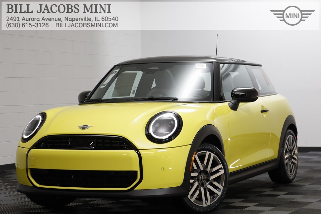 2026 MINI Hardtop 2 Door Oxford Edition's photo