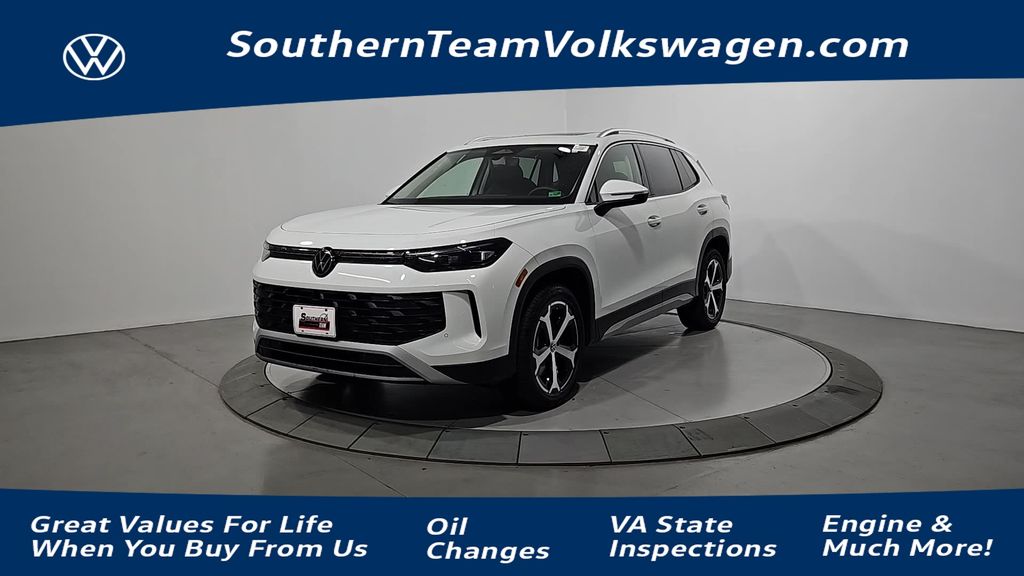 2026 Volkswagen Tiguan SE's photo