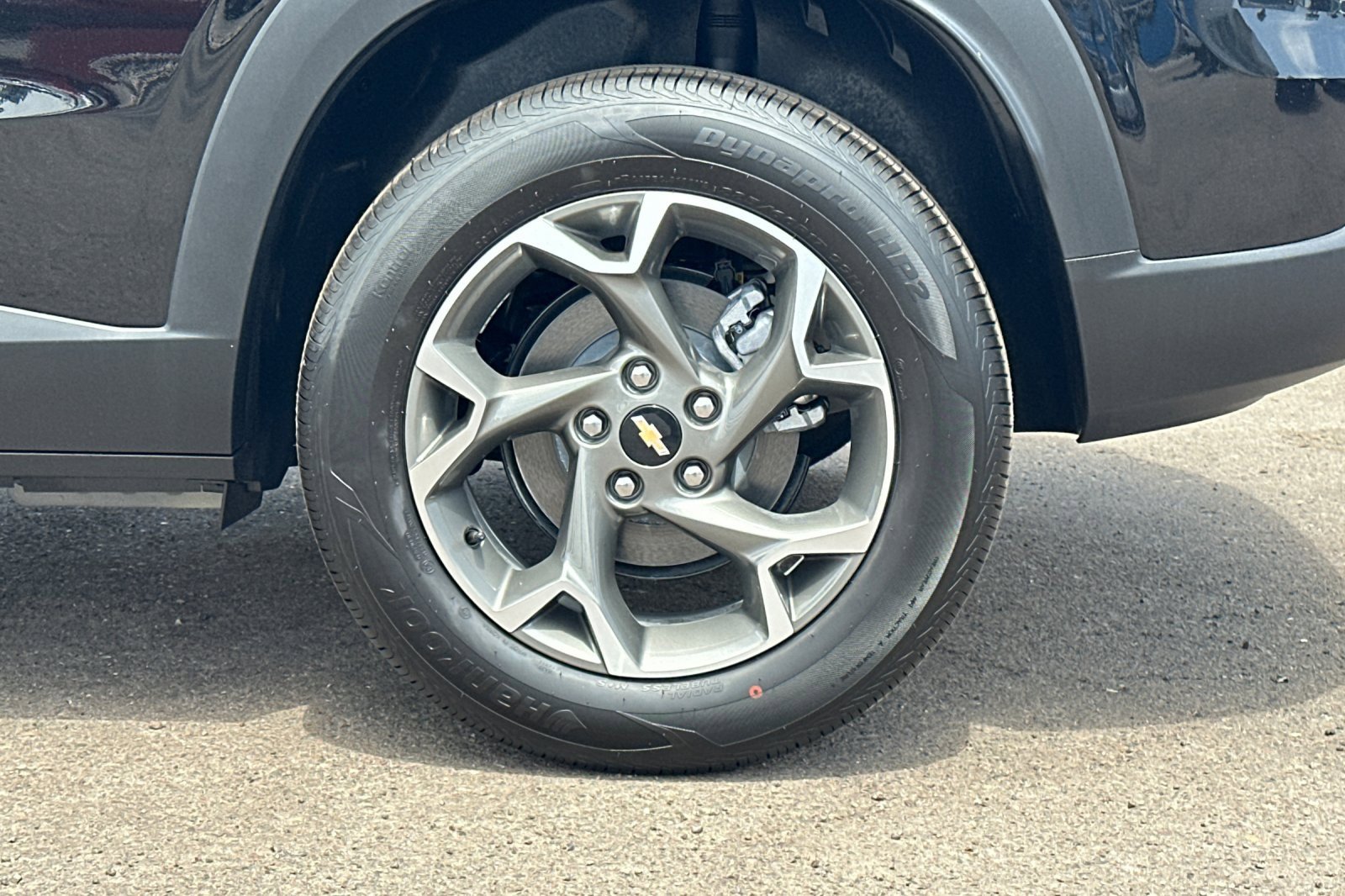 2025 Chevrolet Trax LT photo 19